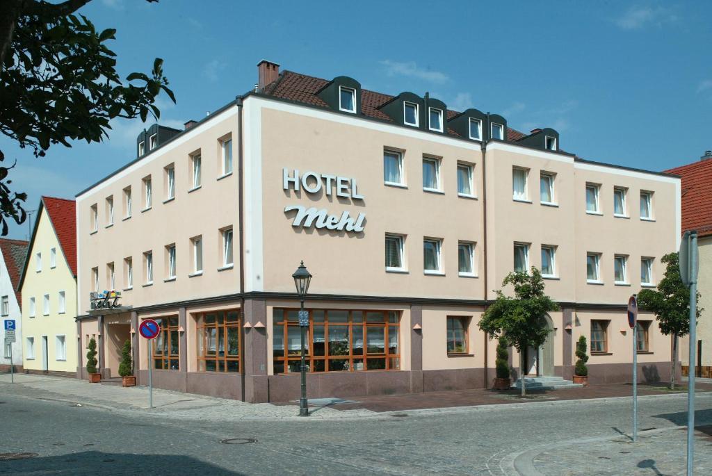 Hotel Mehl Neumarkt in der Oberpfalz Bagian luar foto